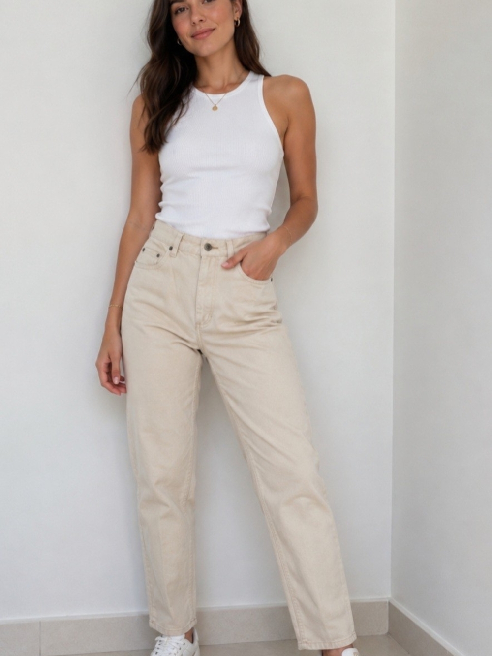 Liz Claiborne Straight Leg Jeans in Cream